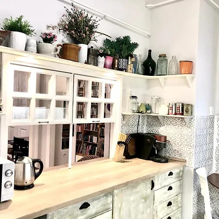 Апартаменты Bohemian Design Flat At Downtown Будапешт