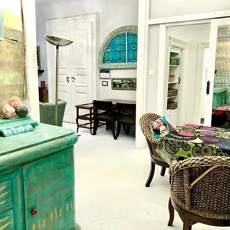 Апартаменты Bohemian Design Flat At Downtown Будапешт